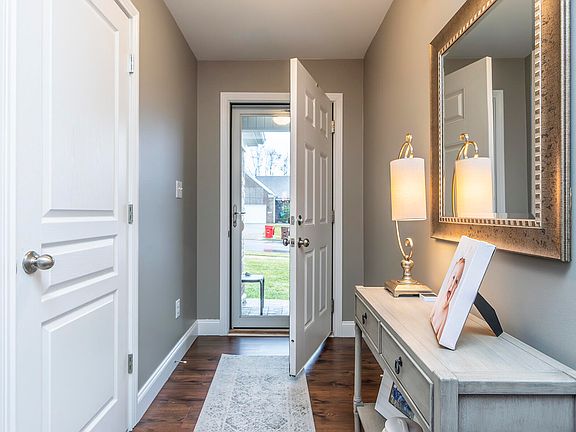 4th image of 216 San Antonio Way