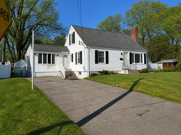 2 Kay St, Worcester, MA 01602