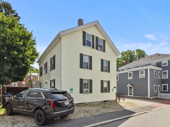9 Hodges Ct Floor 3, Salem, MA 01970