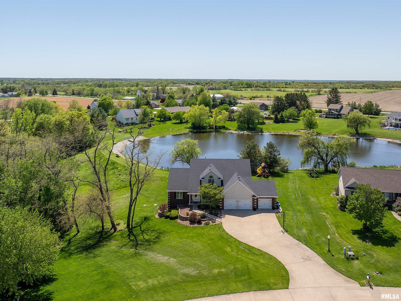 12332 71st Ave, Blue Grass, IA 52726 | Zillow