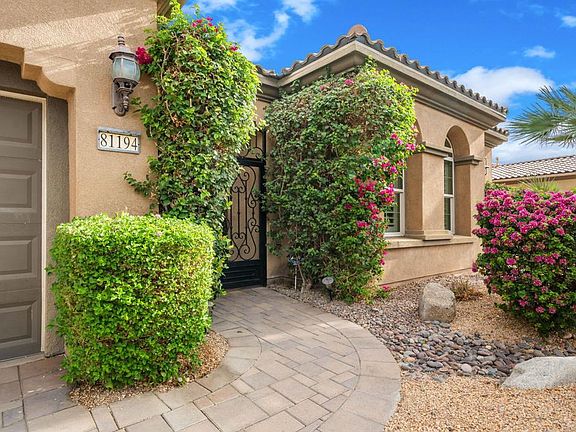 2nd image of 81194 Avenida Colonias