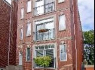 1120 W Diversey Pkwy #102, Chicago, IL 60614