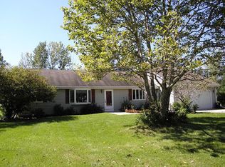 W369S9795 Deercrest Ct, Eagle, WI 53119