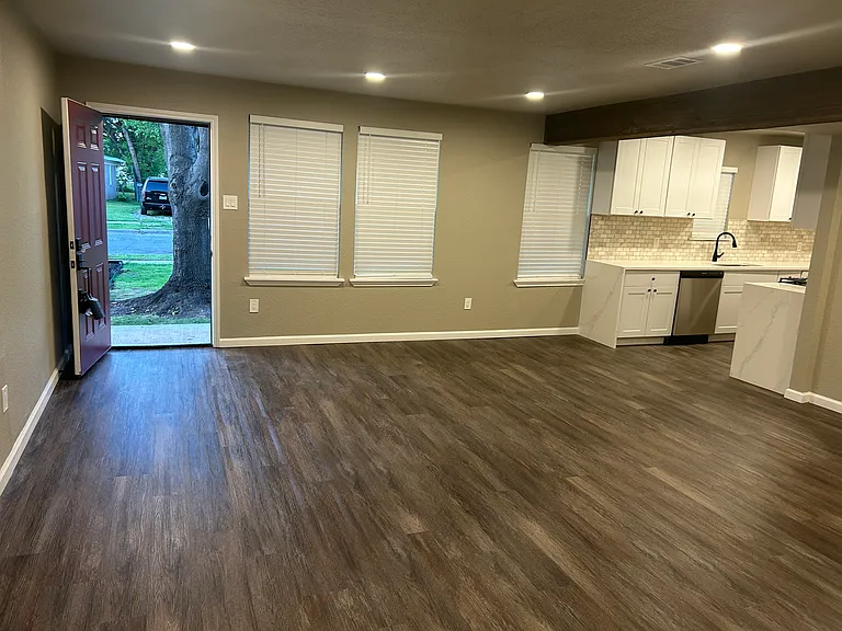 10312 Desdemona Dr — Photo 8