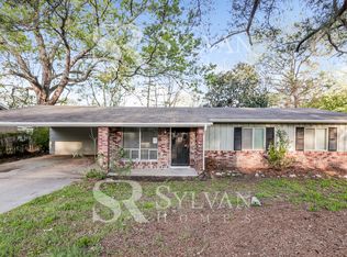 2611 Cliffwood Dr, Jackson, MS 39212