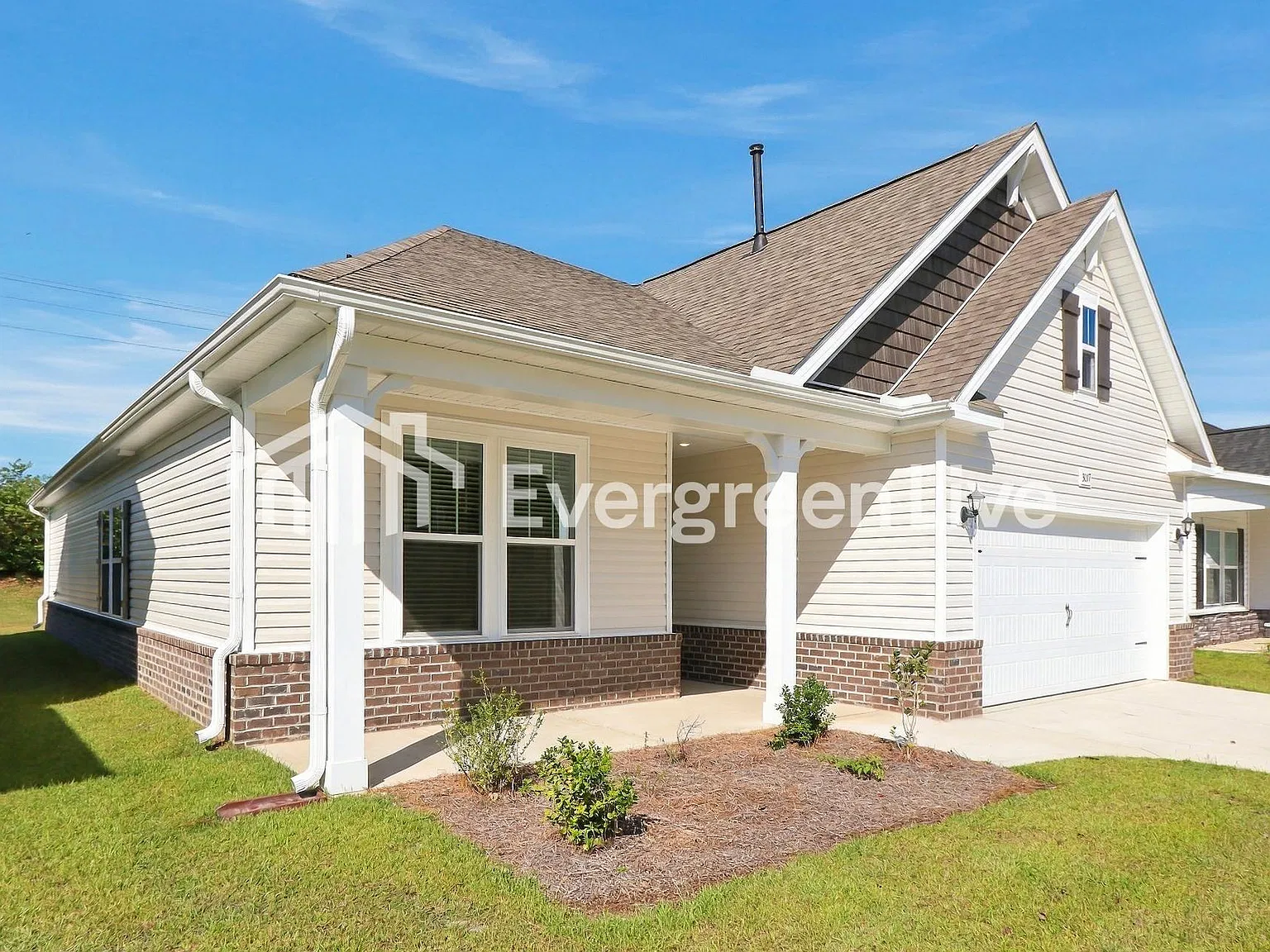 3 bed, 2.0 bath, 1654 sqft, $1,695 — Photo 2