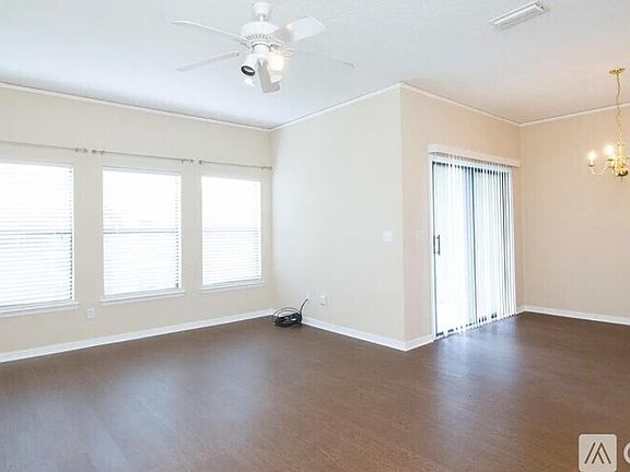 4th image of 432 Honeycomb Way #432