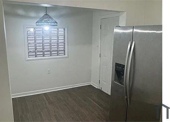 2nd image of 1821 4th Ave