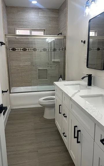 739 1/2 S Chevy Chase Dr #739-1/2 — Photo 16