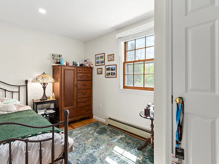 88 Anderson Ave — Photo 29
