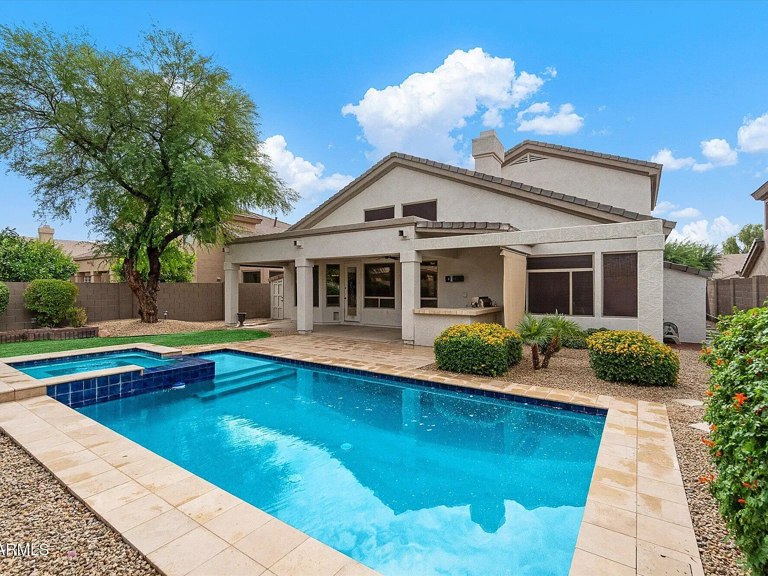 3 bed, 2.5 bath, 2397 sqft, $4,995 — Photo 1
