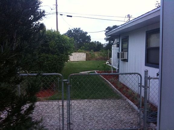 5th image of 2057 SW Aladdin St