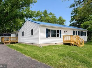 38860 Chaptico Rd, Mechanicsville, MD 20659