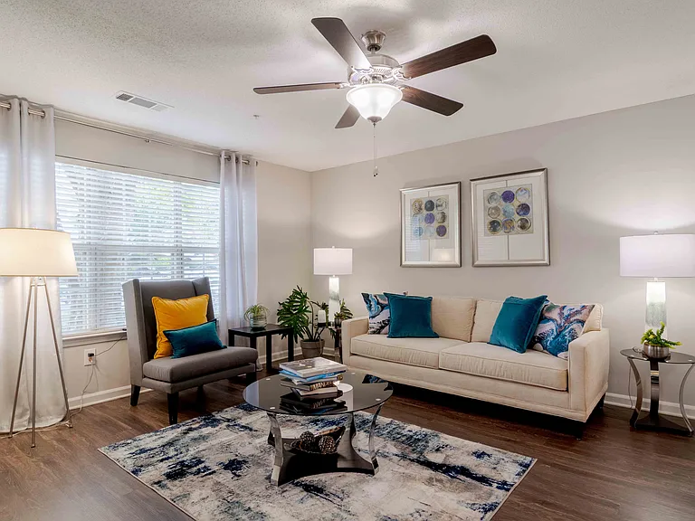 Bellingham Apartment Homes — Photo 4