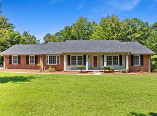 1208 Hatch Rd, Chapel Hill, NC 27516