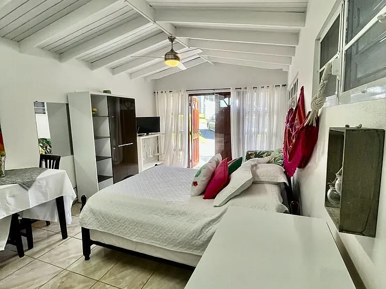 Bo Calvache Sector Valle Escondido The Captains St #The Captains Studio — Photo 2