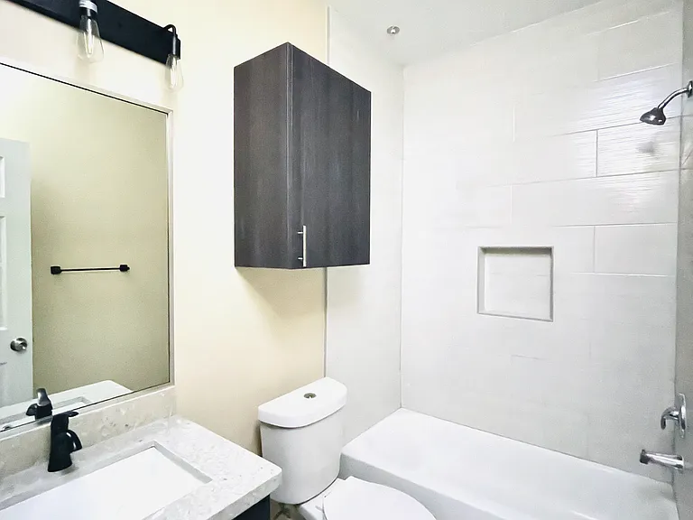 1807 Ramirez St #1 — Photo 17
