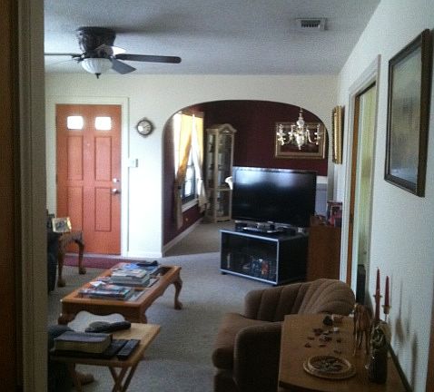 5th image of 2627 Danbury St