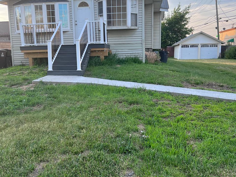 1st image of 34934 Webster St
