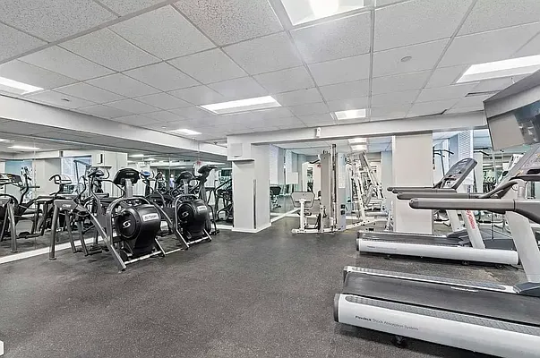 Rented by Tourma Realty LLC | media 9