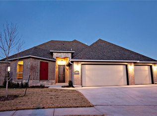 15712 Bending Oak Ct, Edmond, OK 73013