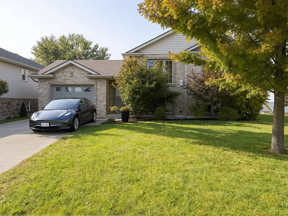 386 Nash Dr