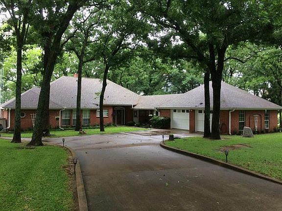 2nd image of 115 Hulan Dr