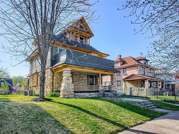 5th image of 2524 Benton Blvd