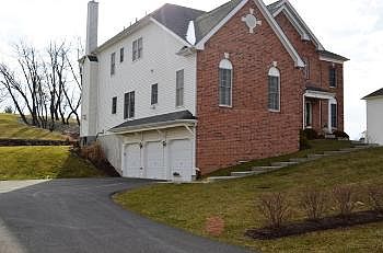 2nd image of 86 Albert Dr