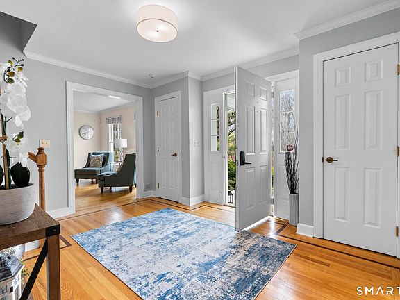 4th image of 118 Silver Spring Road