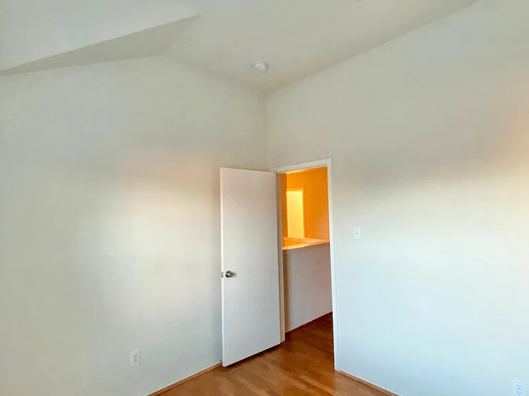 925 Jamie Dr — Photo 33