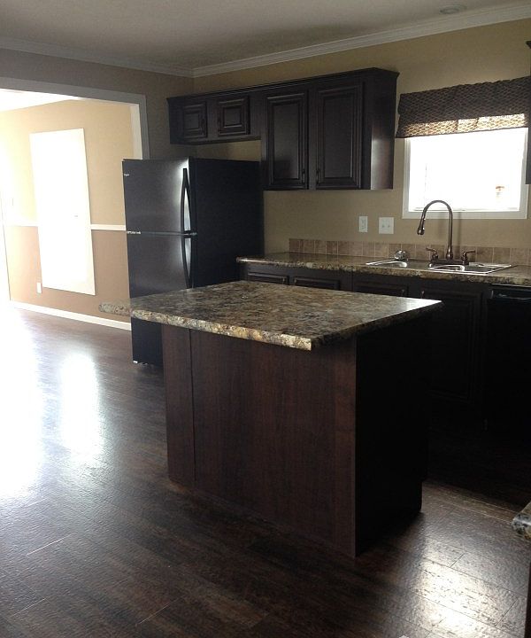 2nd image of 556 Paraiso Dr