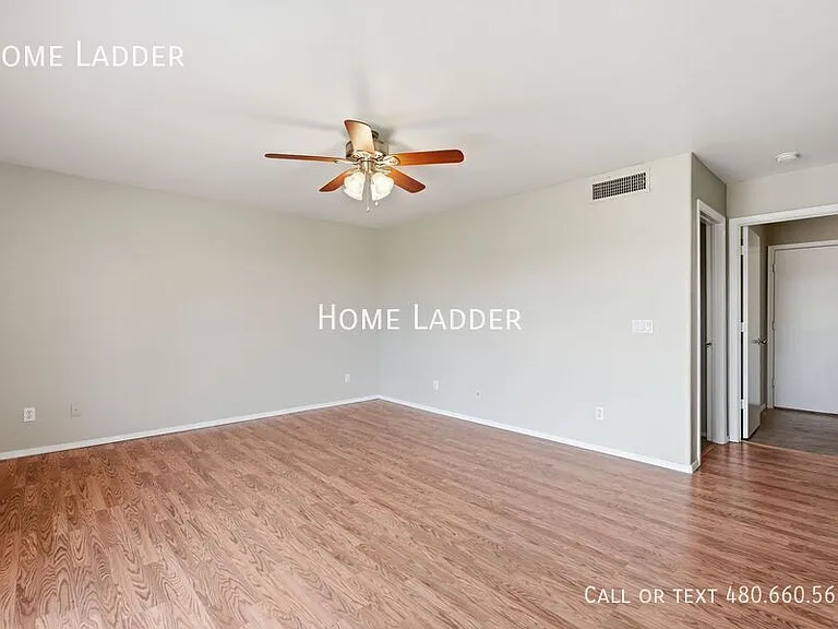 599 W Country Estates Ave — Photo 9