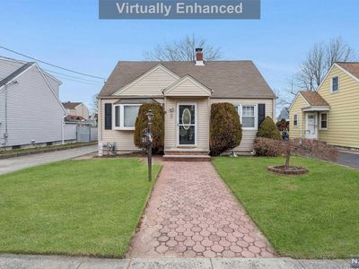 31 Garwood Ct S, Garfield, NJ, 07026