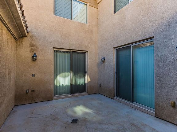 2nd image of 14385 Nautical Ln APT 15