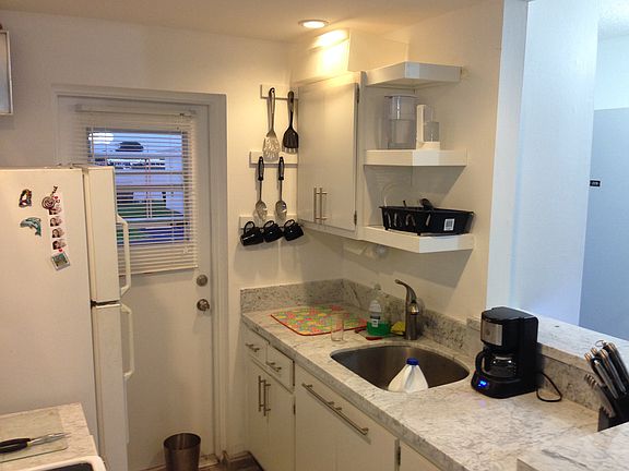 4th image of 1117 Lake Ter APT 209