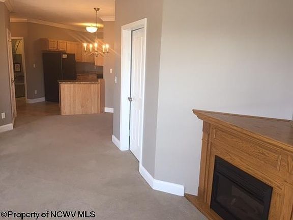 5th image of 2522 Suncrest Village Cir