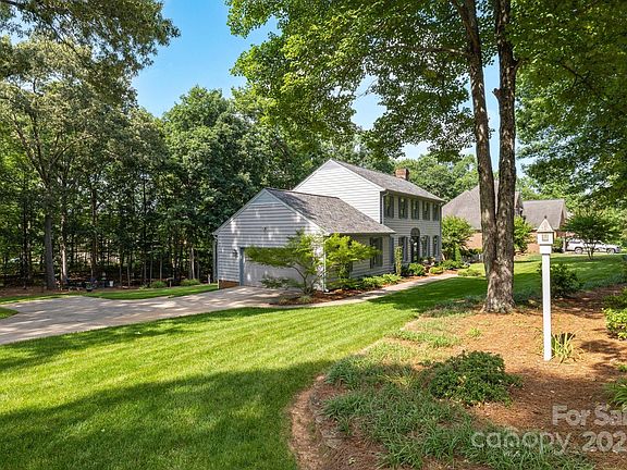 5th image of 2101 River Chase Dr