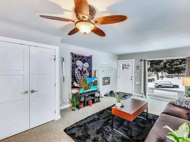 415 S Coeur D Alene St #415 — Photo 8