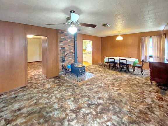 3rd image of 5714 N Fares Ave