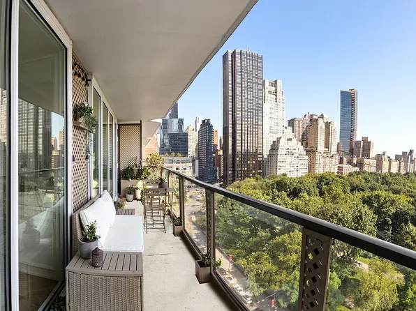 210 Central Park S APT 17D, Manhattan, NY 10019