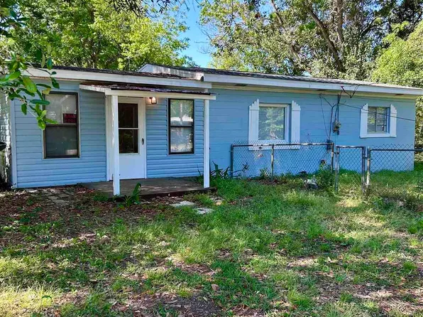 409 Belmont Ave, Cantonment, FL 32533