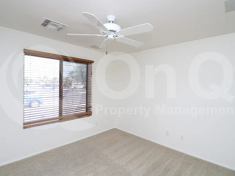 624 S 108th Pl — Photo 10