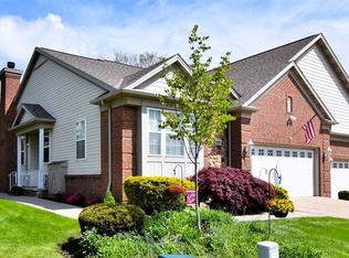 2997 Country Club Ln, Twinsburg, OH 44087