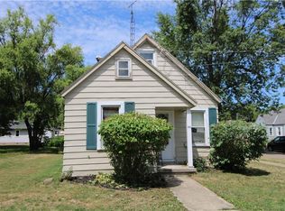 1015 E 3rd St, Pt Clinton, OH 43452