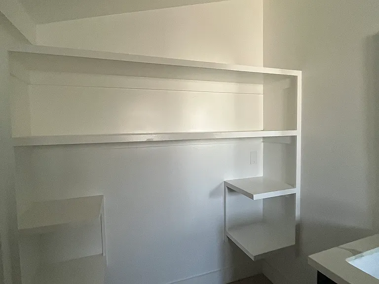 13644 Terra Bella St #B — Photo 2