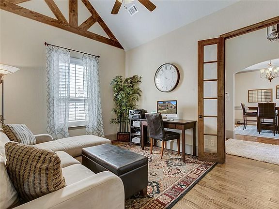 4th image of 256 Bearclaw Cir