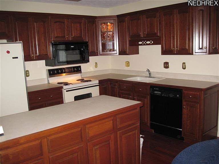 1st image of 123 Nantucket Cir #123