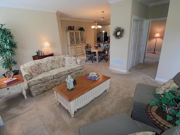 3rd image of 202 Alexander Lawrence Dr