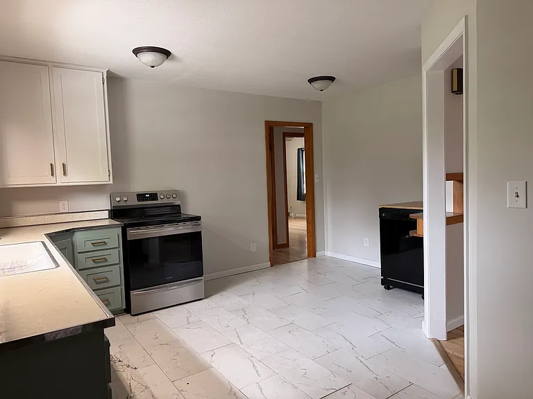 5444 N Athenian Ave — Photo 8